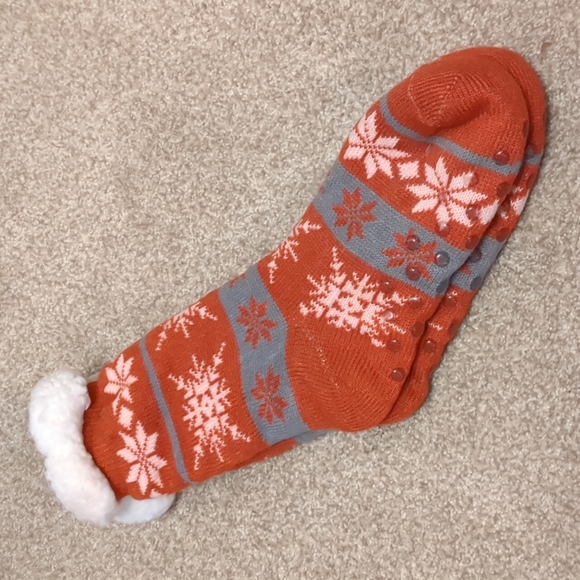 New Sherpa Fleece Holiday Socks - Picture 1 of 3